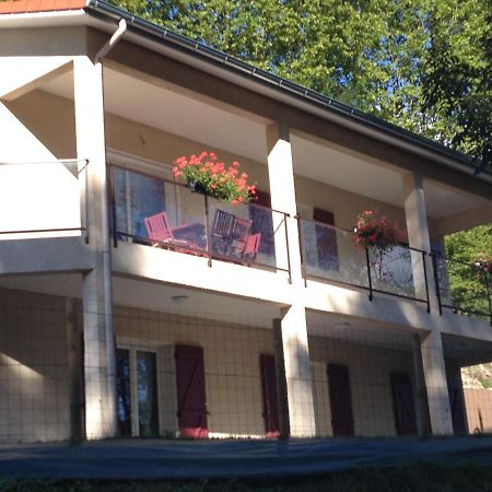 Le Mas de Servant Roulottes et chambres d'hôtes Auberives-en-Royans Exterior foto